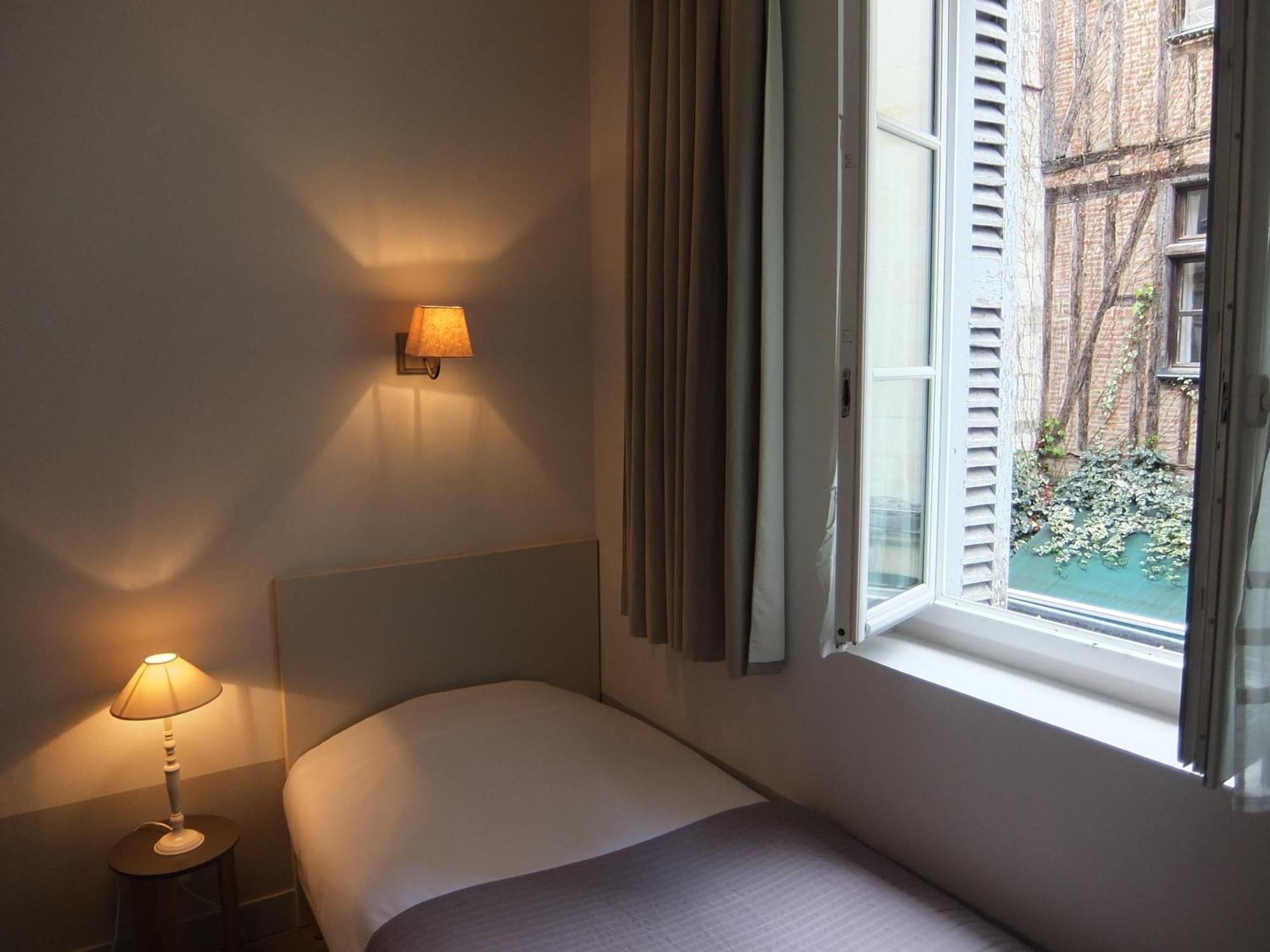 Hotel L'Adresse 투르 객실 사진